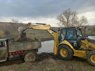 Buldoexcavator +kamaz curățare teren foto 9