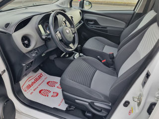 Toyota Yaris foto 10