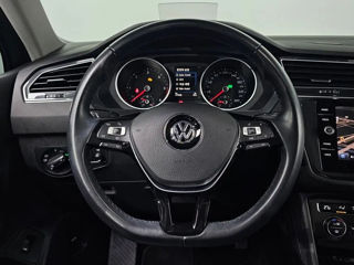 Volkswagen Tiguan foto 9