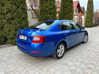 Skoda Octavia foto 3