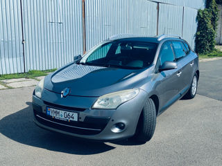 Renault Megane foto 1