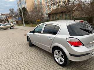 Opel Astra foto 2