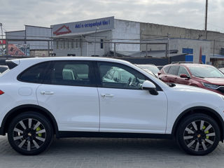 Porsche Cayenne foto 9