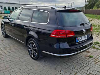 Volkswagen Passat foto 4