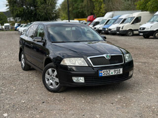 Skoda Octavia foto 1