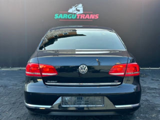 Volkswagen Passat foto 3