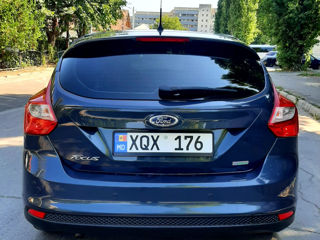 Ford Focus foto 6