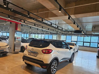 Renault Captur foto 2