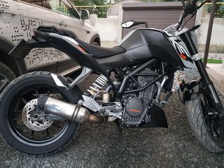 KTM Duke 125 foto 1