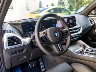 BMW XM negru sapphire foto 5