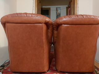 Комплект: кресла из натуральной кожи и тумба foto 2