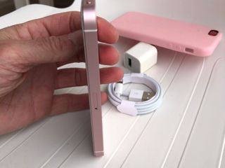 SE Rose Gold 16GB Otigjnal foto 2