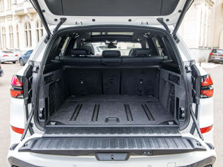 BMW X5 xDrive30d alb mineral foto 8