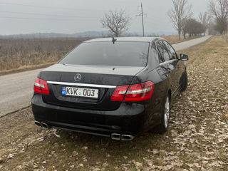 Mercedes E-Class foto 7