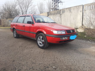 Volkswagen Passat foto 2