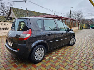 Renault Scenic foto 8