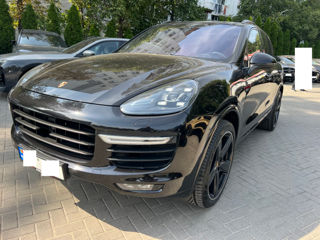 Porsche Cayenne foto 2