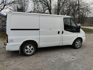 Ford Transit Courier foto 7