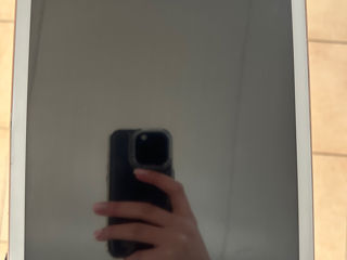 Продаю планшет  foto 0