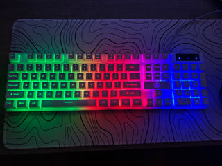 Vand tastatura RGB