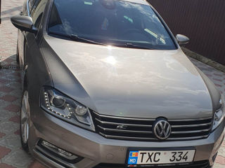 Volkswagen Passat foto 4