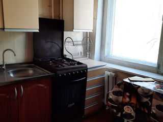 3-х комнатная квартира, 50 м², Центр, Бельцы фото 4