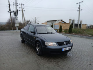 Volkswagen Passat foto 3