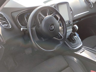 Renault Grand Scenic foto 6