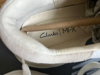 Vând clarks foto 2