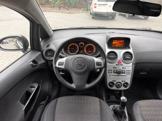 Opel Corsa foto 11