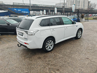 Mitsubishi Outlander foto 6