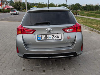 Toyota Auris foto 8