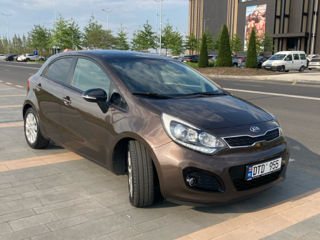 KIA Rio foto 2