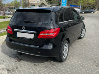 Mercedes B-Class foto 7