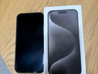 iPhone 15 Pro Max 256 GB Black Titanium foto 2