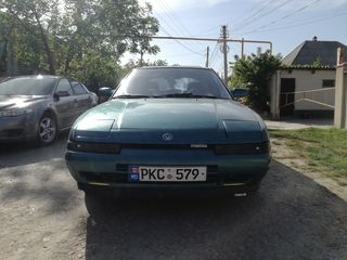 Mazda 323 foto 4