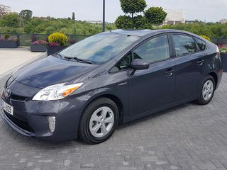 Toyota Prius foto 1