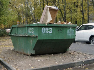 Evacuarea gunoiului de constructie containere 8m3.Бункер вывоз мусора контейнерами !!!