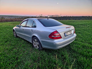 Mercedes E-Class foto 10