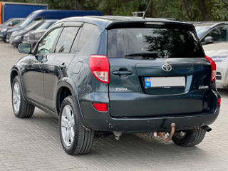 Toyota Rav 4 foto 5