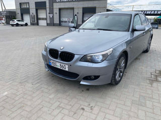 BMW 5 Series foto 3