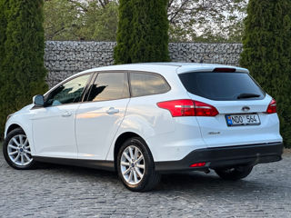 Ford Focus foto 4