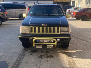 Jeep Grand Cherokee foto 3