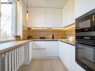 Bucătărie modernă, mat de culoare alb foto 11