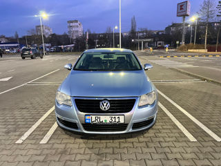 Volkswagen Passat foto 3