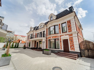 Town House in 3 nivele + subsol foto 10