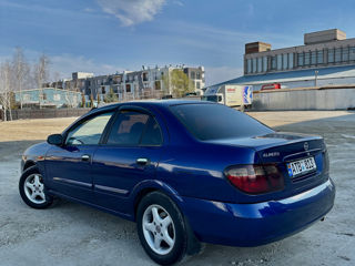 Nissan Almera foto 3