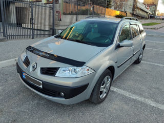 Renault Megane foto 3