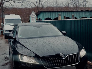 Skoda Superb foto 3