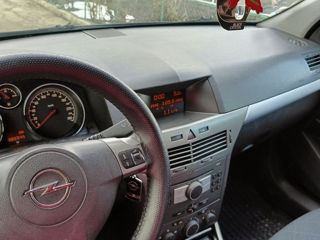 Opel Astra фото 6